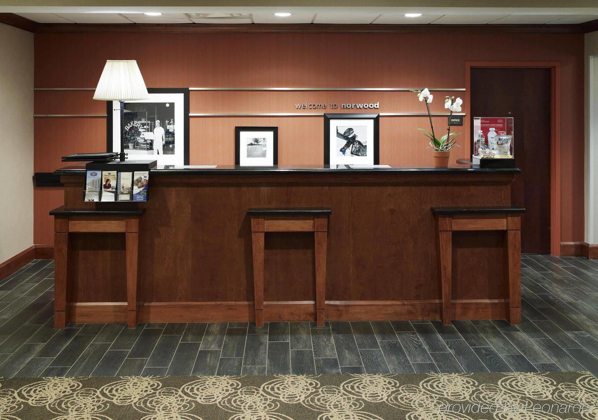 Hampton Inn Boston-Norwood Exterior foto